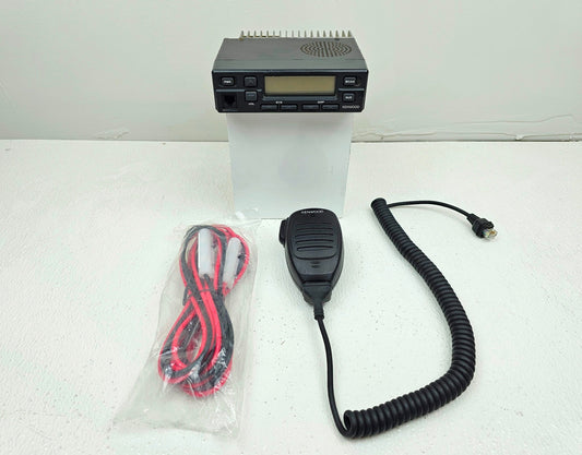 Kenwood TK940 TK-940 800 MHz 806-870 32 Channel 15 Watt (Complete Kit)