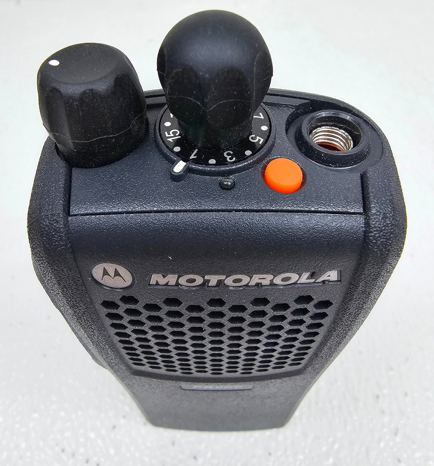 NEW Motorola PR860 VHF 136-174 MHz 16 Channel 5 Watt Portable Radio