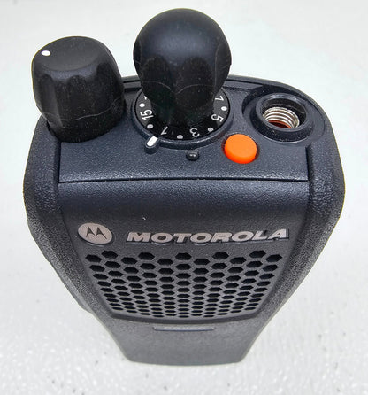NEW Motorola PR860 VHF 136-174 MHz 16 Channel 5 Watt Portable Radio
