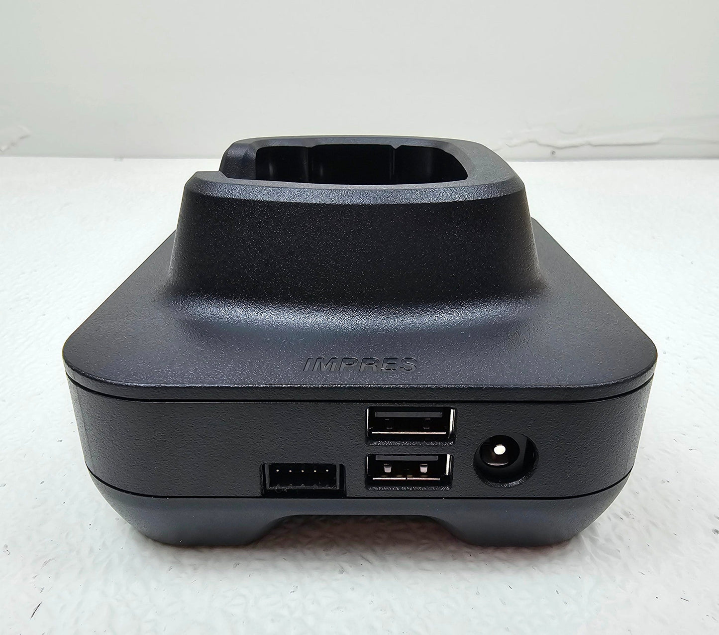 OEM Motorola Impres 2 NNTN8860A / NNTN8845A Single Unit Charger for APX Radios