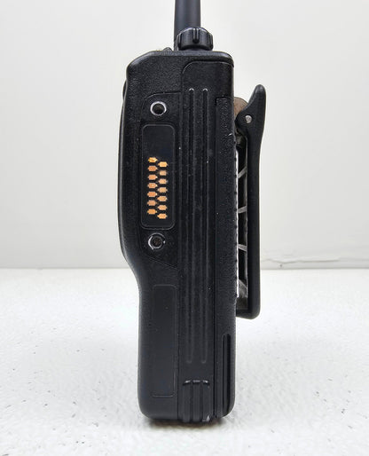 Vertex VX800 VX-800 VHF 148-174 MHz 200 Channel 5 Watt Portable Radio
