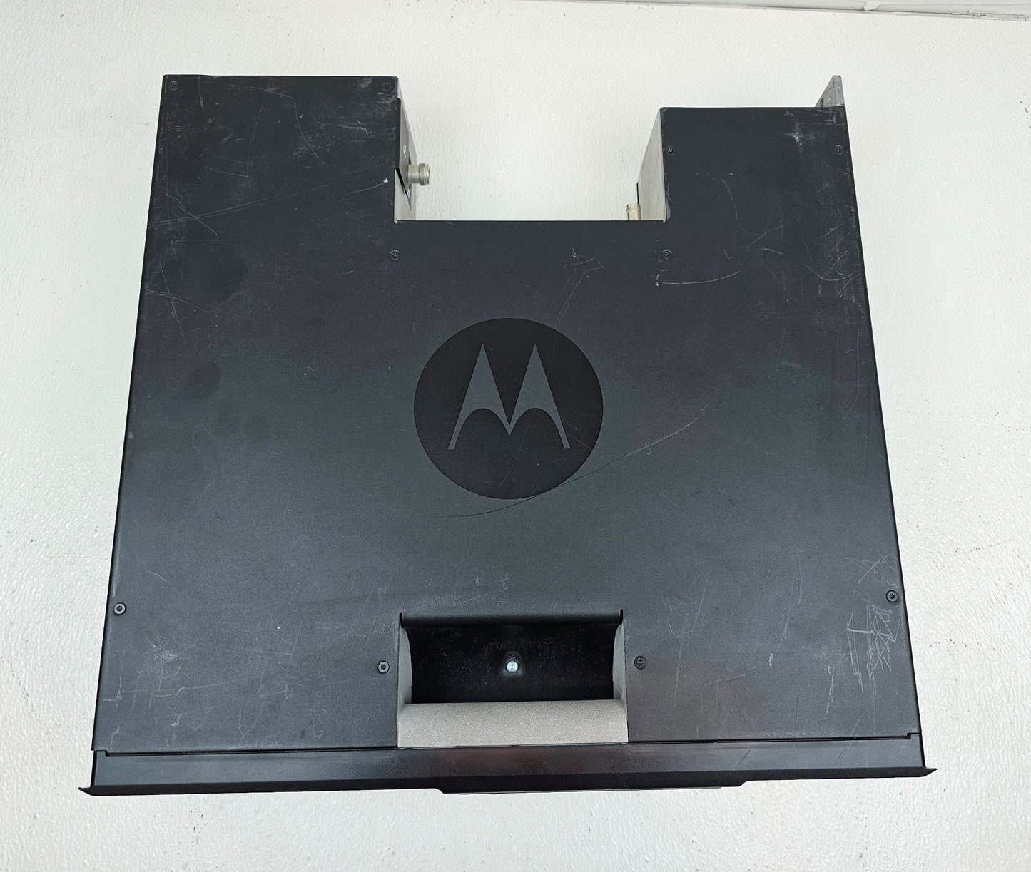MOTOROLA SLR8000 UHF R1 100 Watt MotoTrbo REPEATER MODEL T8319 w/duplexer