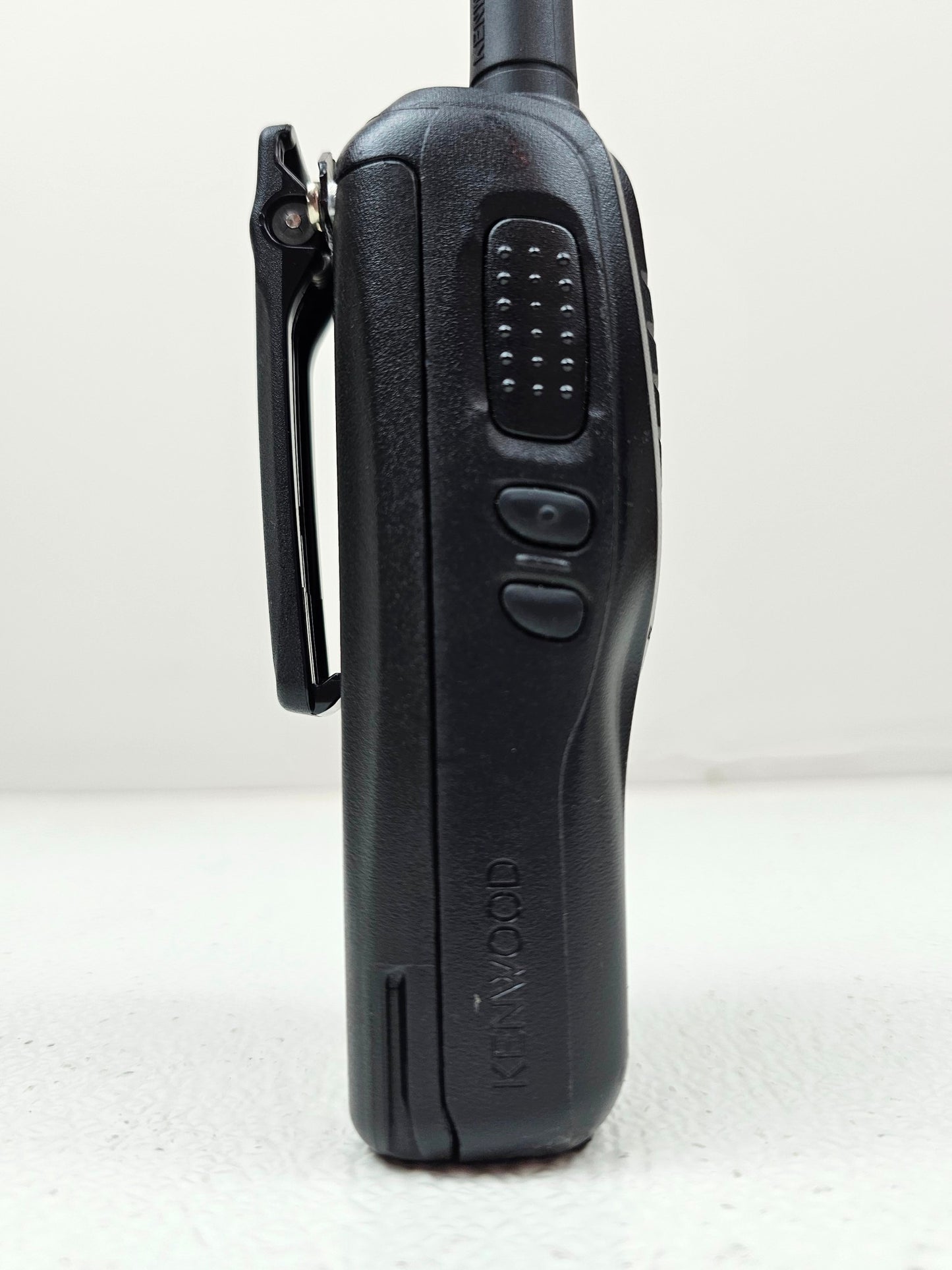 Kenwood TK-2300K TK2300K VHF 150-174 MHz 4 Channel 2 Watt (Complete Kit)