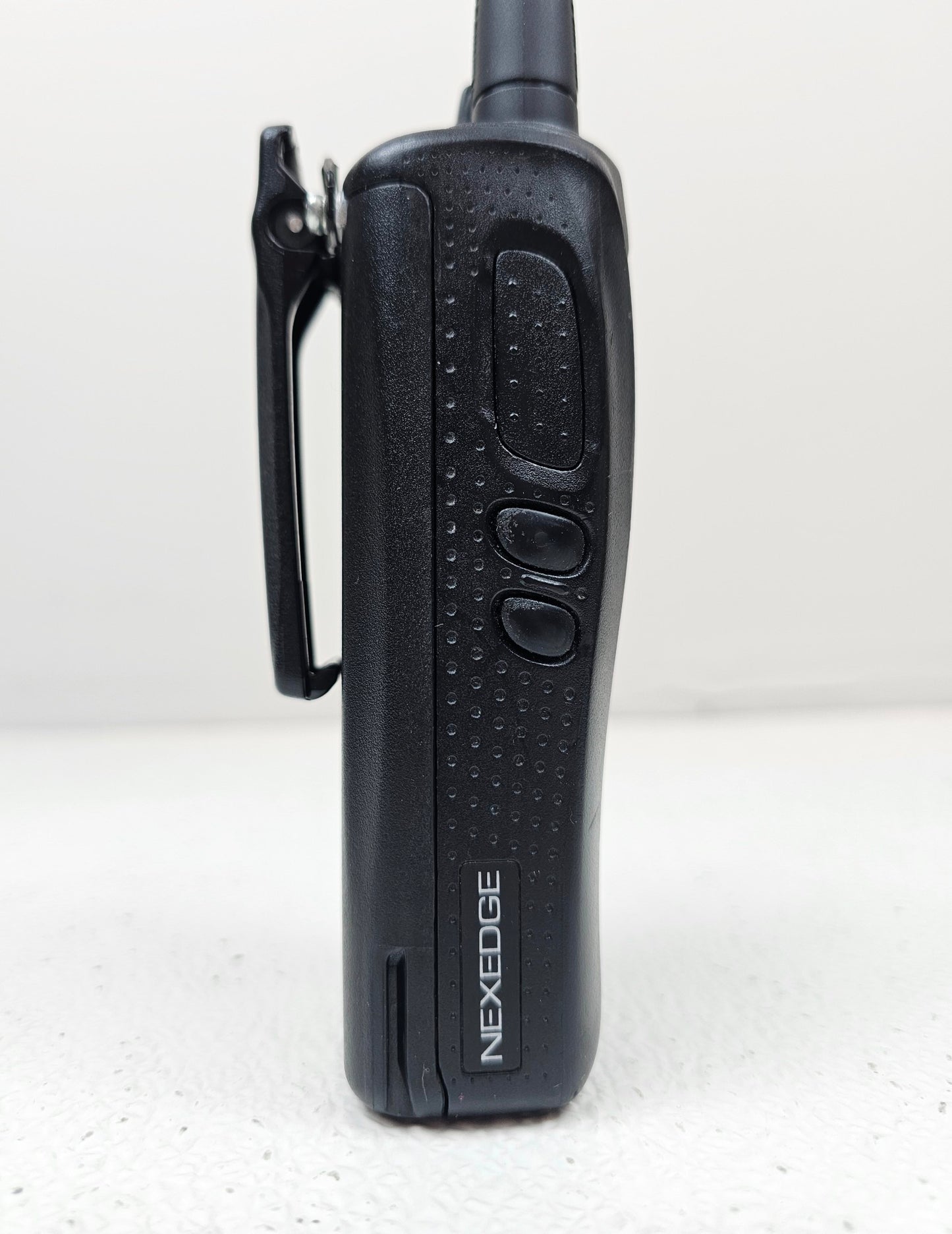 Kenwood NEXEDGE NX-340U UHF 450-520 MHz 32 Channel 5 Watt NXDN/Digital