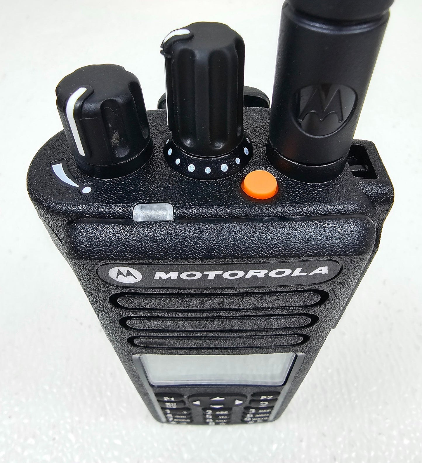 Motorola TRBO XPR7550E XPR 7550E UHF 403-512 MHz 1000 Channel 4 Watt (Enabled)