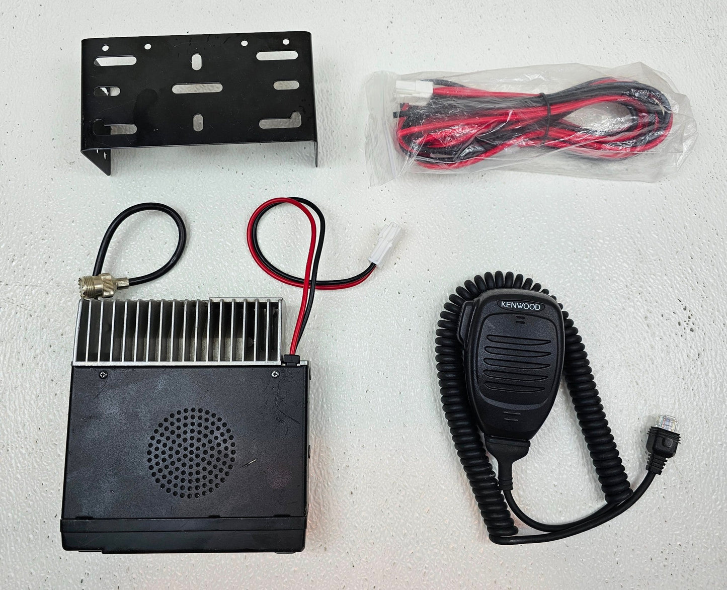Kenwood TK-860G-K2 UHF 485-512 MHz 25 Watt 128 Channel (Complete Kit)