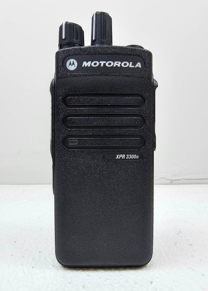 (NEW) Motorola MotoTRBO XPR3300E VHF 136-174 MHz 16 Channel 5 Watt (Complete)