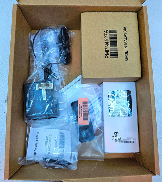 (NEW) Motorola MotoTRBO XPR3300E VHF 136-174 MHz 16 Channel 5 Watt (Complete)