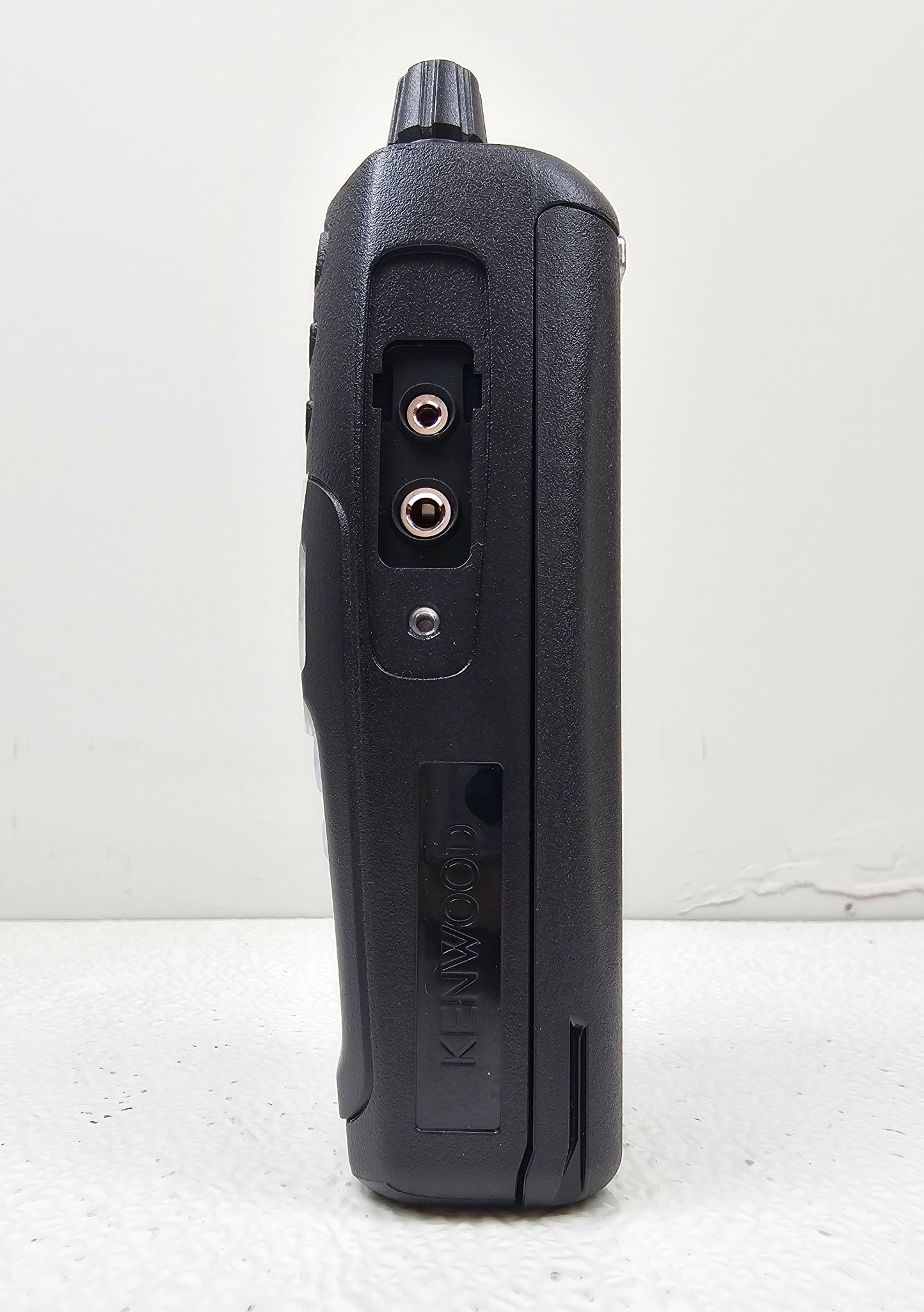 Kenwood NEXEDGE 1300DUK5 UHF 400-470 MHz 5 Watt 256 Channel (DMR/Analog)