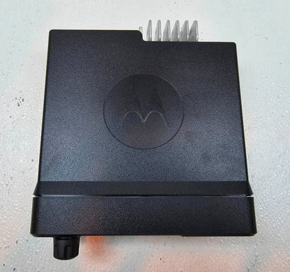 (NEW) Motorola XPR5350e XPR-5350e UHF 450-512 MHz 32 Ch 40W Digital Mobile Radio