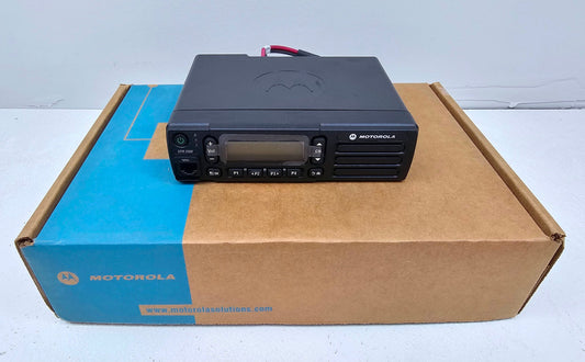 (NEW) Motorola MotoTRBO XPR2500 UHF 403-470 MHz 128 Channel 25 Watt
