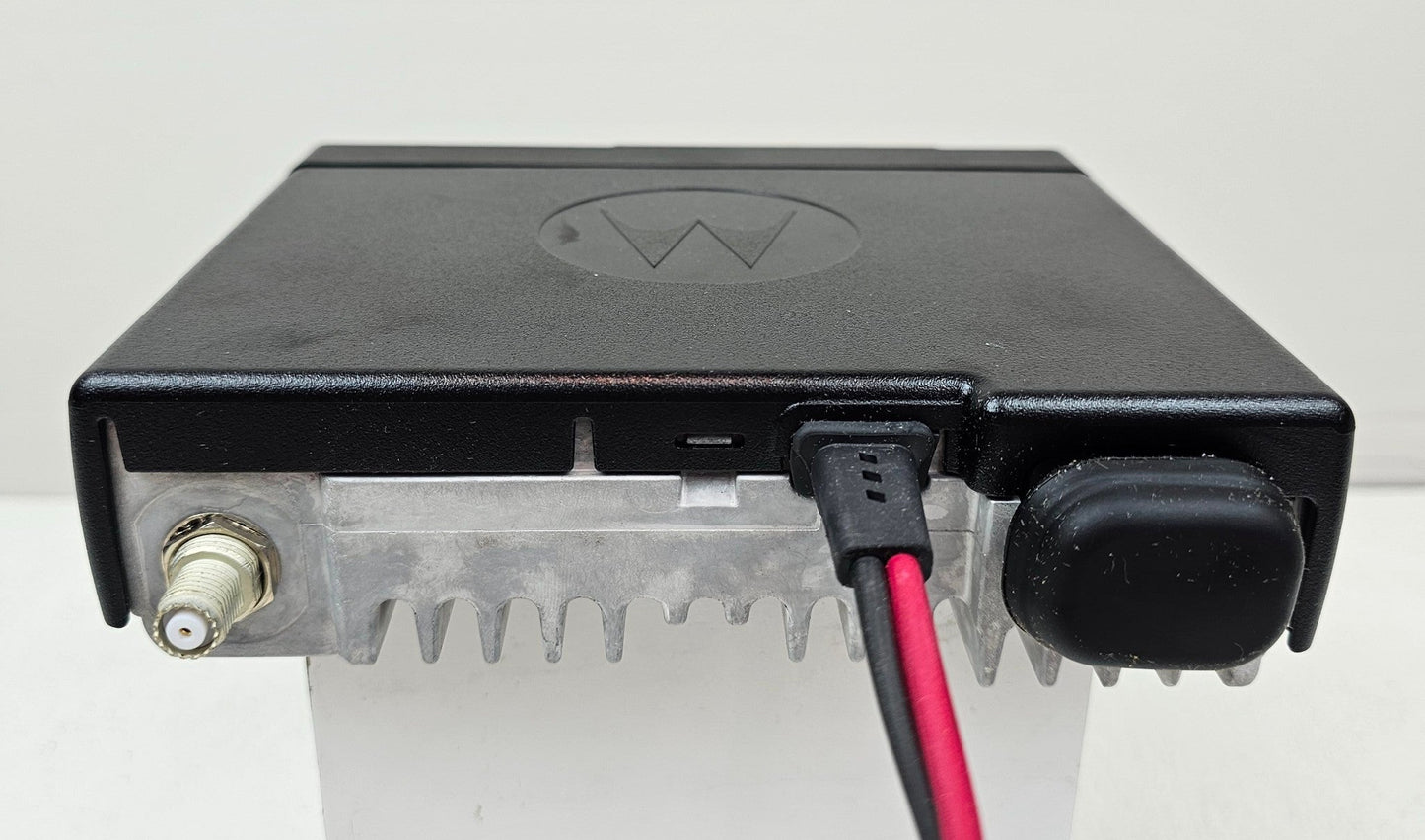(NEW) Motorola MotoTRBO XPR2500 UHF 403-470 MHz 128 Channel 25 Watt