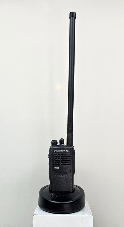 Motorola HT750 Low Band 29-42 MHz 16 Channel 6 Watt Portable Radio