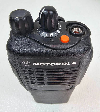 Motorola HT750 Low Band 29-42 MHz 16 Channel 6 Watt Portable Radio