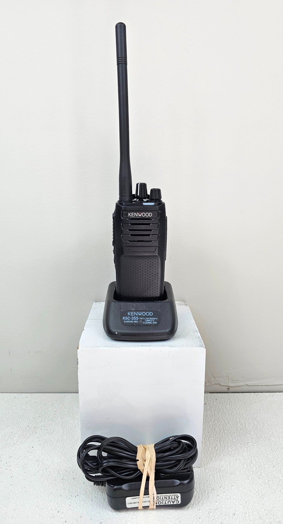 Kenwood NEXEDGE NX1202AVK VHF 136-174 MHz 2 Watt 16 Channel (Analog)