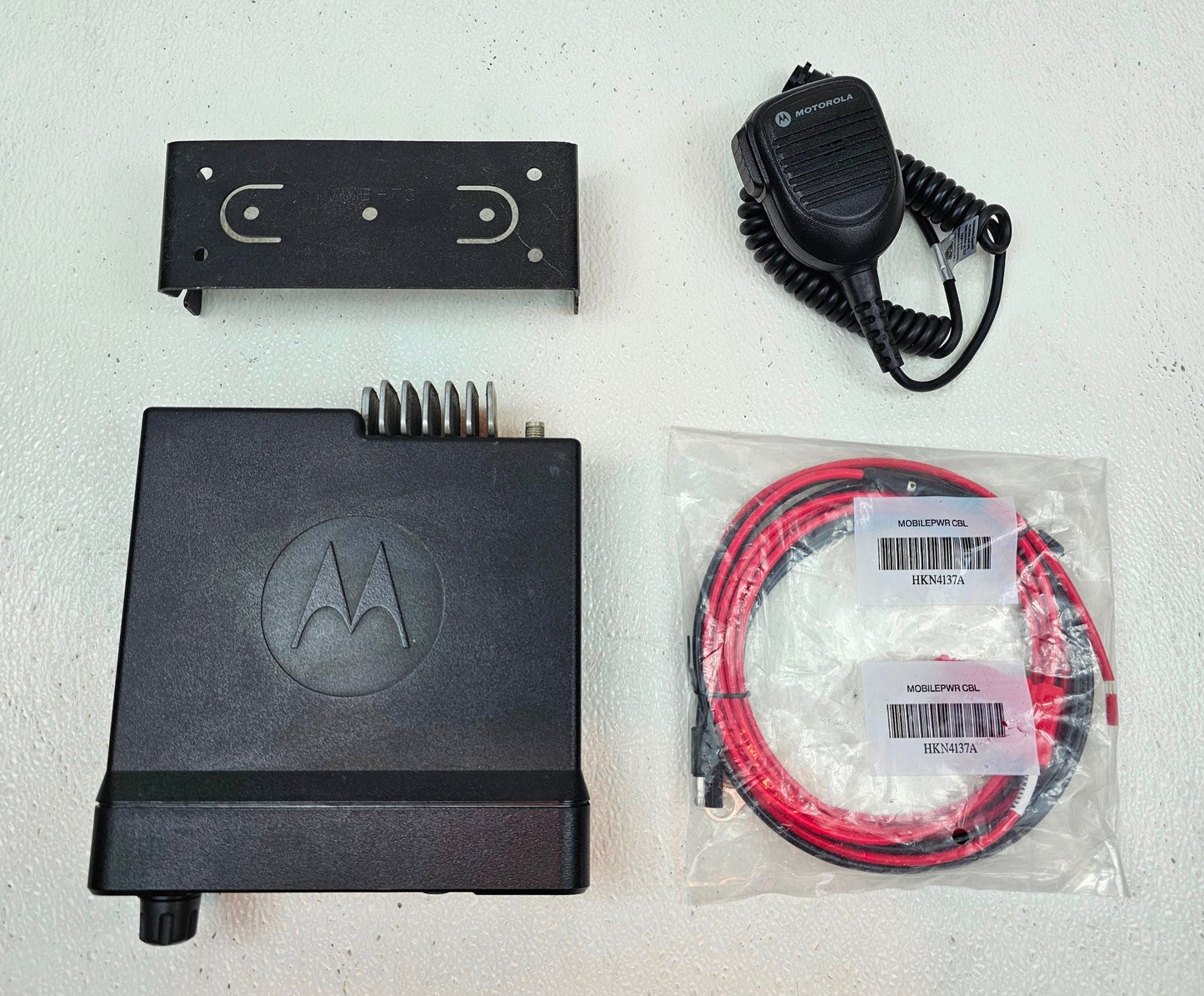 Motorola TRBO XPR5580e XPR 5580e 806-941 MHz 1000ch 35 Watt (Enabled)