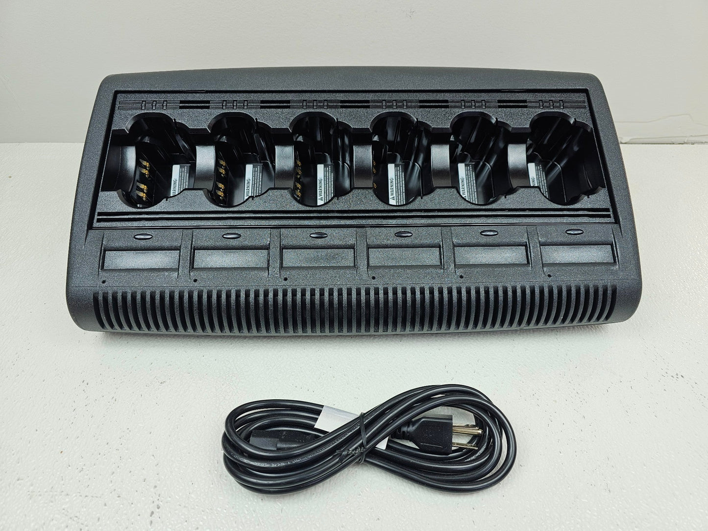 (NEW) Motorola IMPRES WPLN4121BR Multi-Unit Bank Charger XTS JEDI