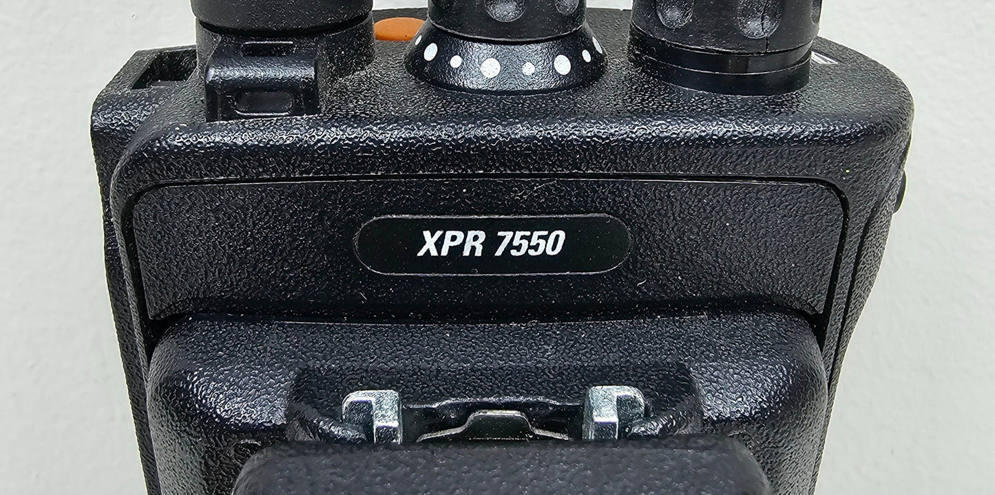 Motorola TRBO XPR7550 UHF 403-520 MHz 4 Watt 1000 Channel Portable Radio