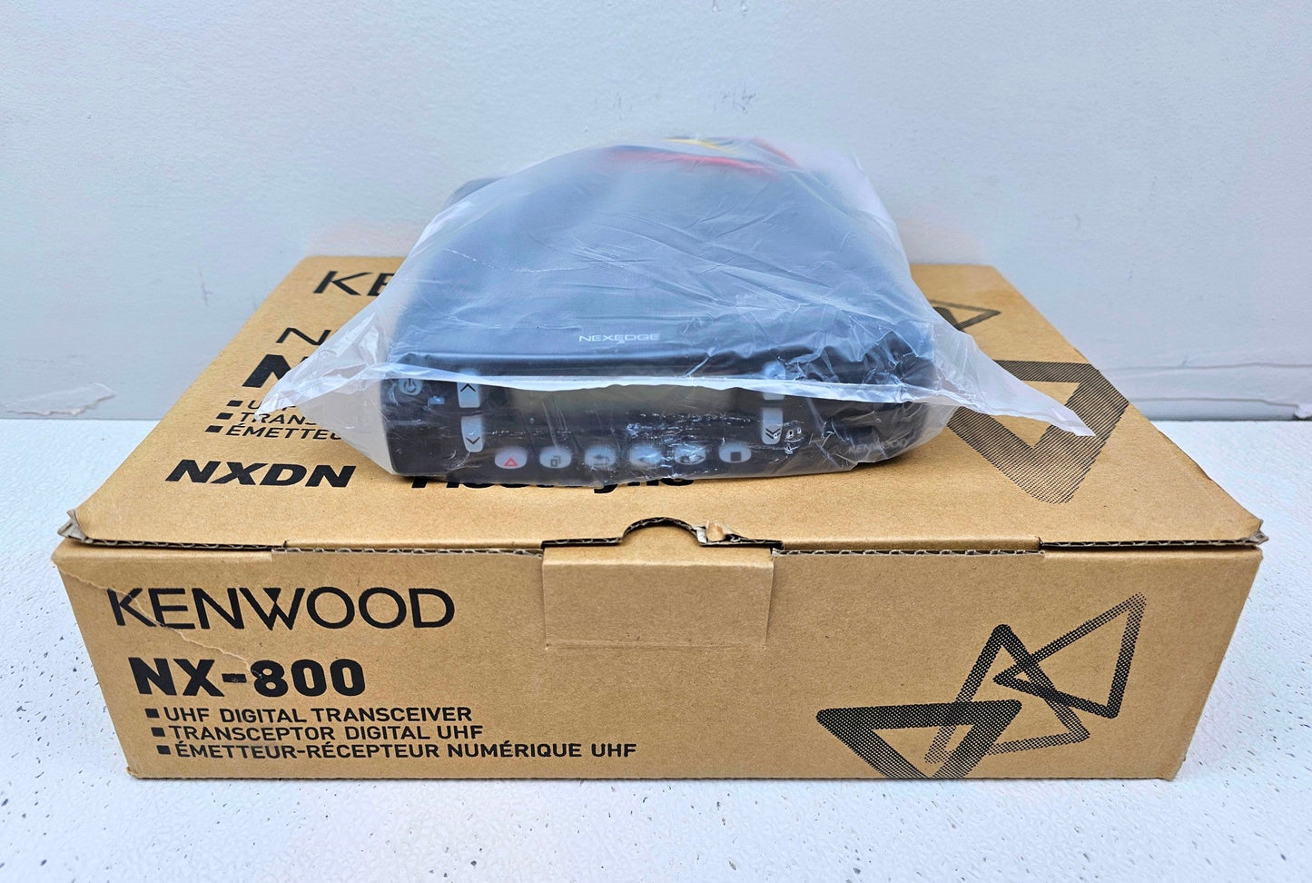 (NEW) Kenwood NX800 NX-800 Nexedge UHF 450-520 MHz 512 CH 25 Watt Digital Radio