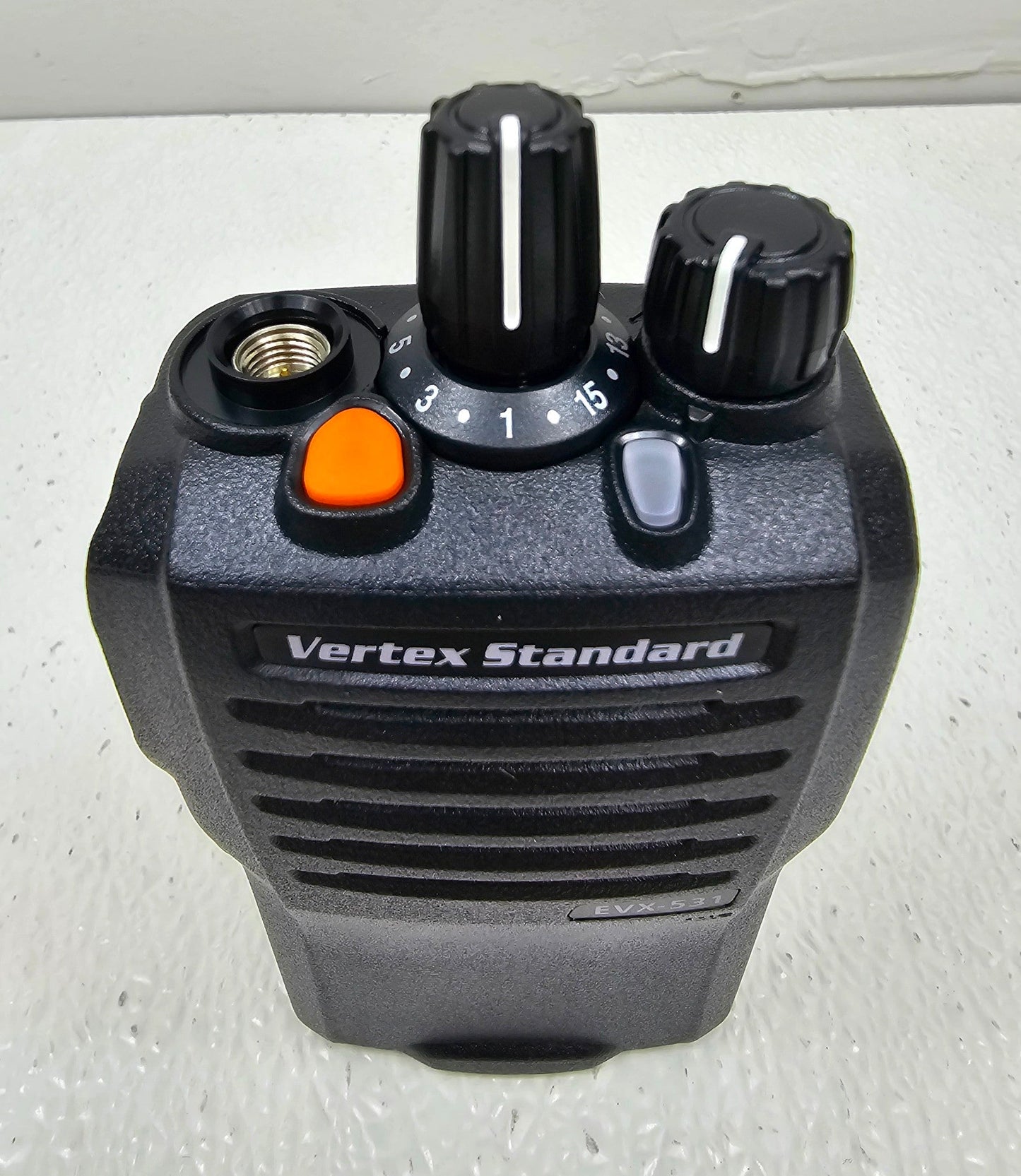 (NEW) Vertex EVX-531-G7-5 UHF 450-520 MHz 32 Channel 5 Watt Digital Radio