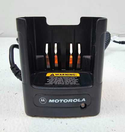 NEW Motorola Vehicle Charger RLN4884B w/Mounting Bracket HT1000 XTS3000 XTS5000