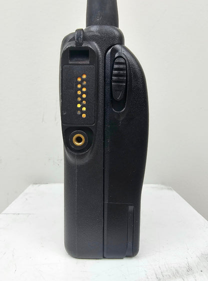 Motorola EX500 UHF 403-470 MHz 16 Channel 4 Watt Portable Radio (Complete Kit)