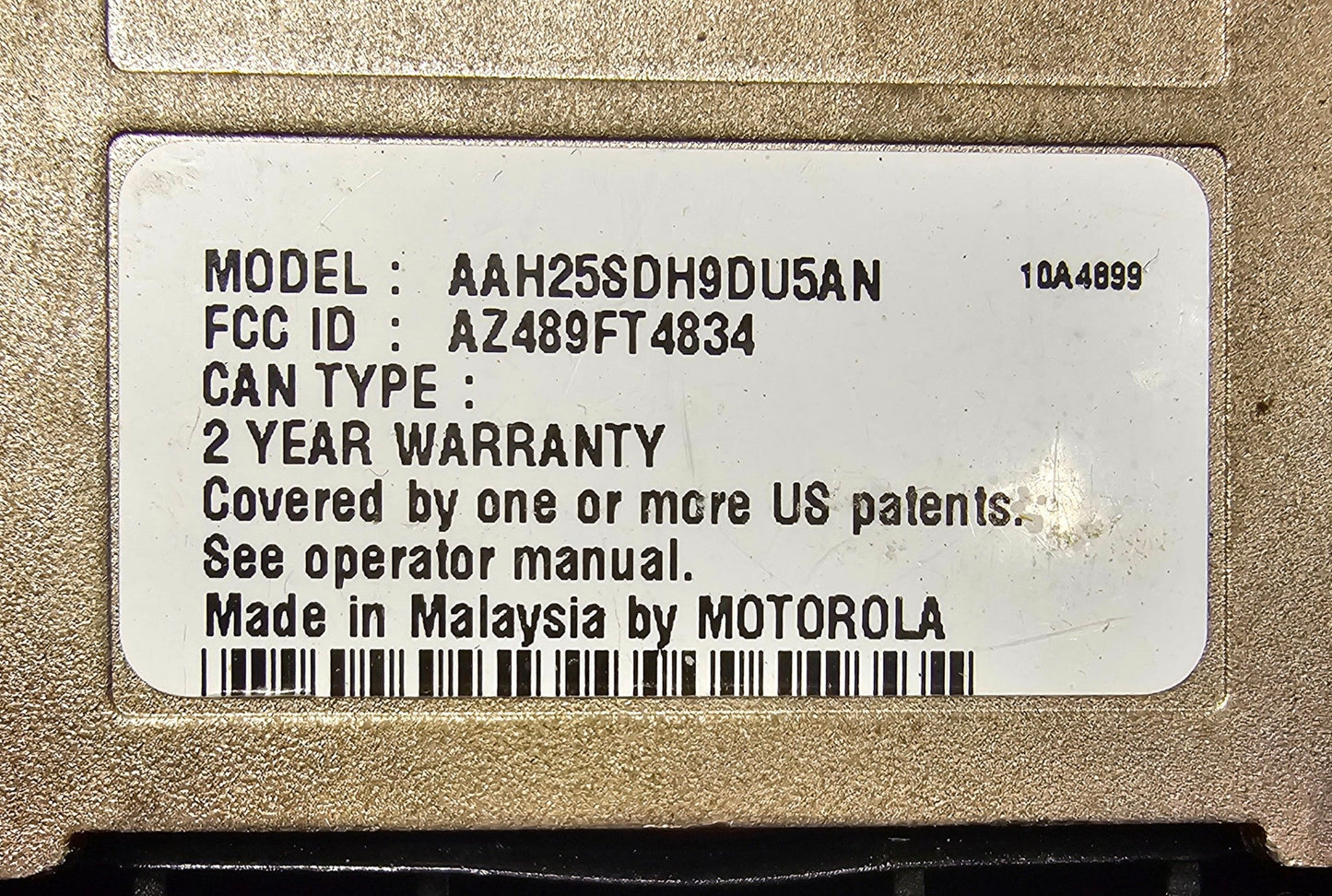 Motorola HT1250 LS UHF 450-512 MHz 128 Channel 4 Watt Ltd Keypad (Complete Kit)