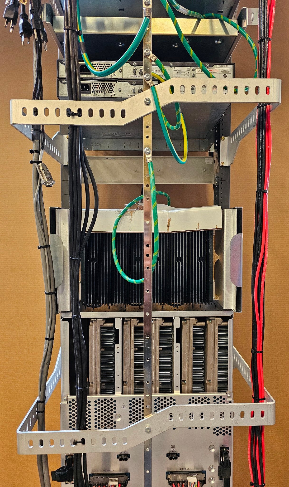 Motorola GTR8000 700/800Mhz 6 Channel ASTRO 25 Expandable Site Subsystem
