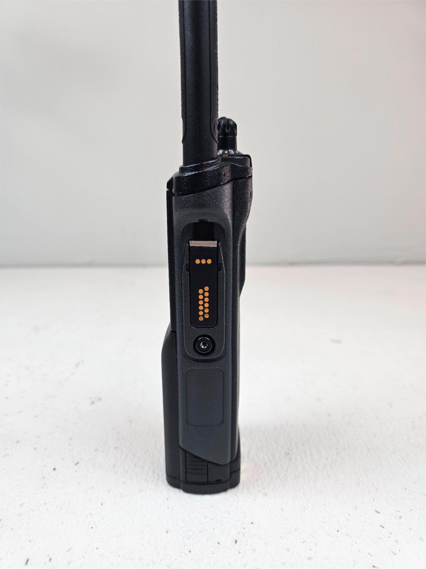 Motorola APX7000 7/800 MHz UHF R1 M1.5 ADP & AES (H97TGD9PW1AN)