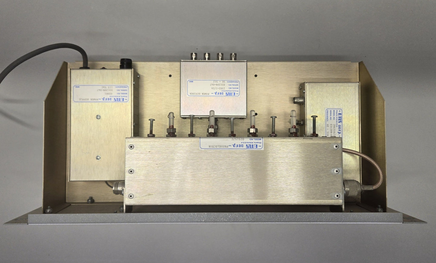 EMR CORP RX MULTICOUPLER 138-225 MHz (24104-1/P-5)