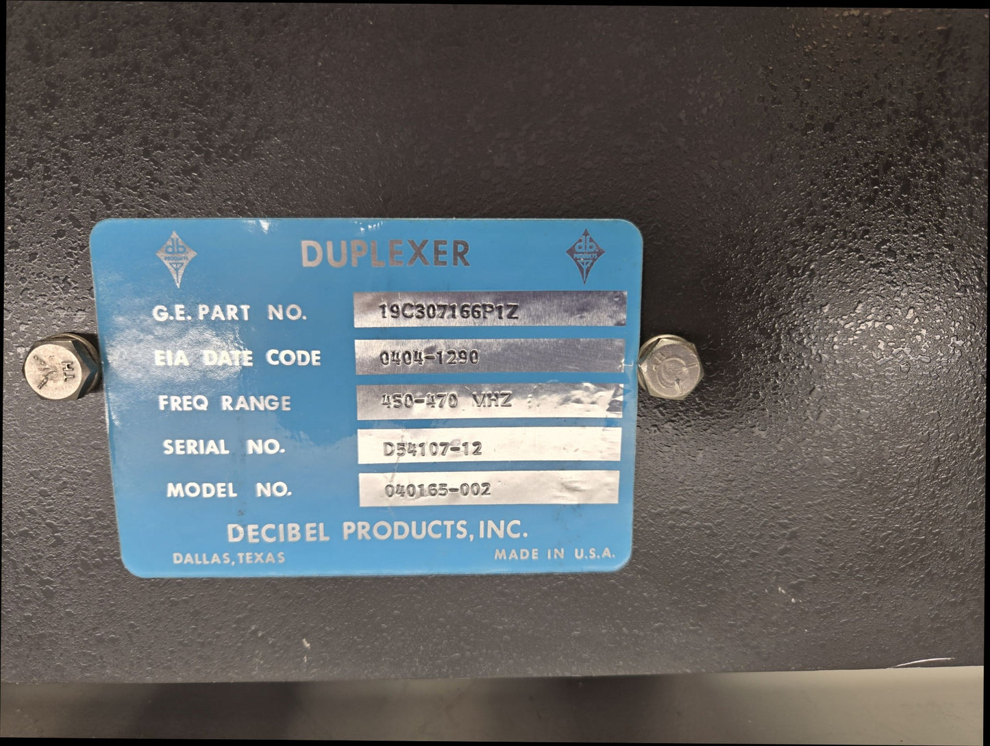 GE/DECIBEL PRODUCTS 3-CAVITY DUPLEXER 450-470Mhz (DB4075W)