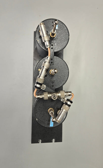 GE/DECIBEL PRODUCTS 3-CAVITY DUPLEXER 450-470Mhz (DB4075W)