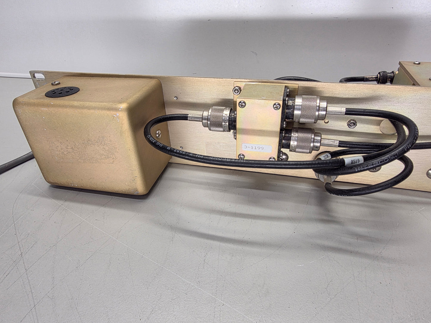 BTG TXRX SYSTEMS RECEIVE MULTICOUPLER 440-480Mhz (42-67-22)