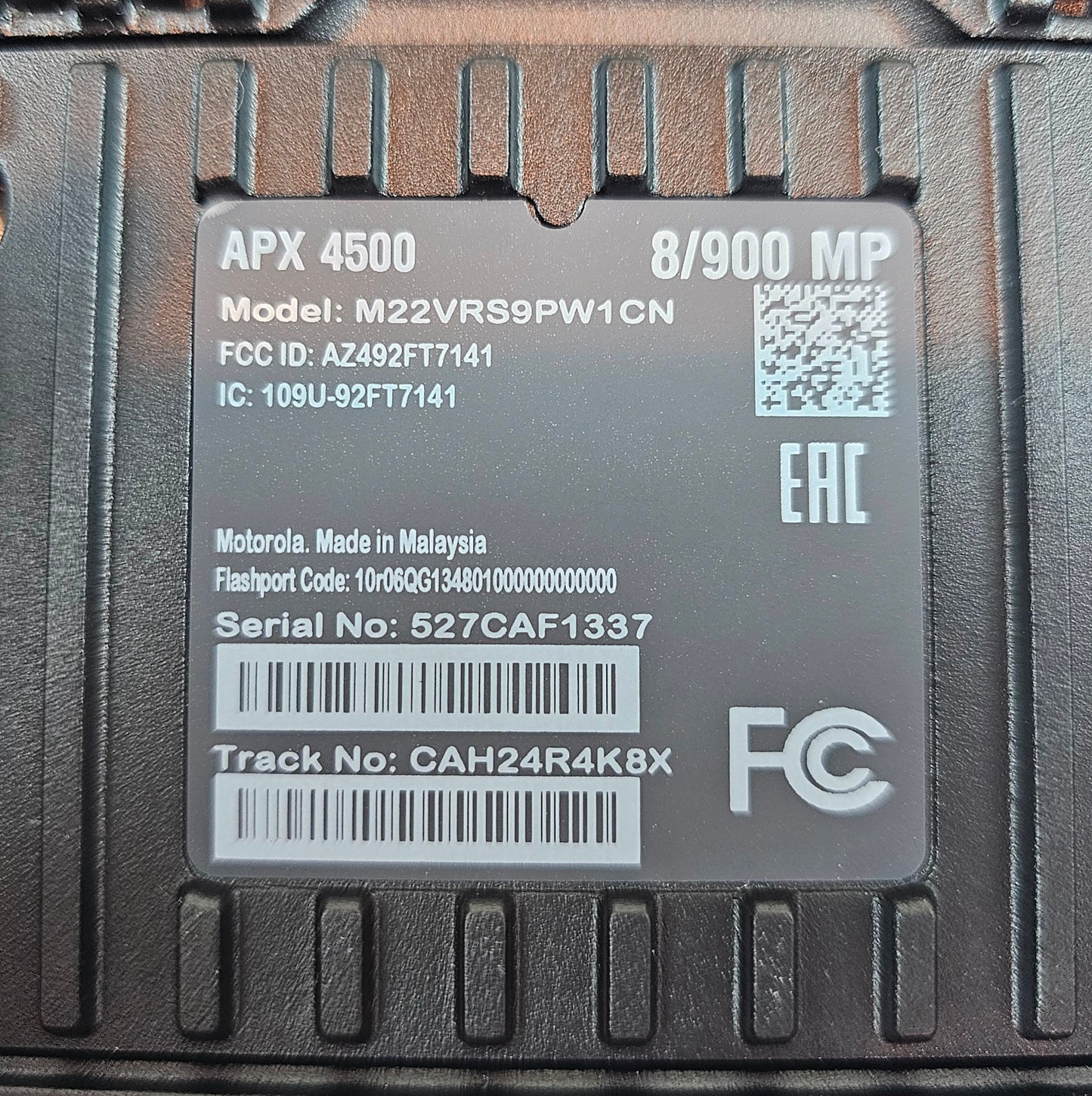 Motorola APX4500 800/900 MHz 512ch 35W M22VRS9PW1CN Dash Mount