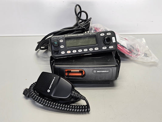 Motorola Mobile MCS2000 UHF 403-470 Mhz 160ch 100W Model 2