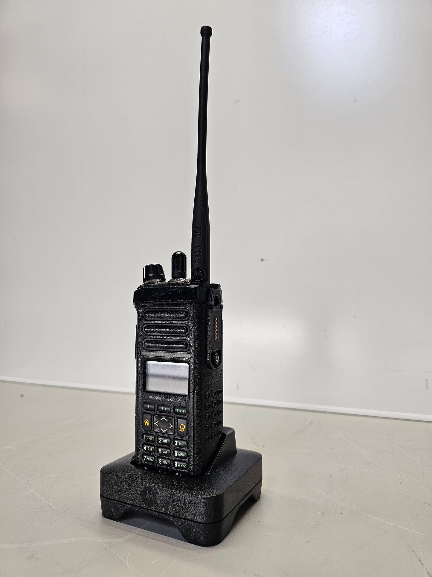 Motorola Portable APX4000 700/800 763-870 Mhz 512ch 3W M3 Dual