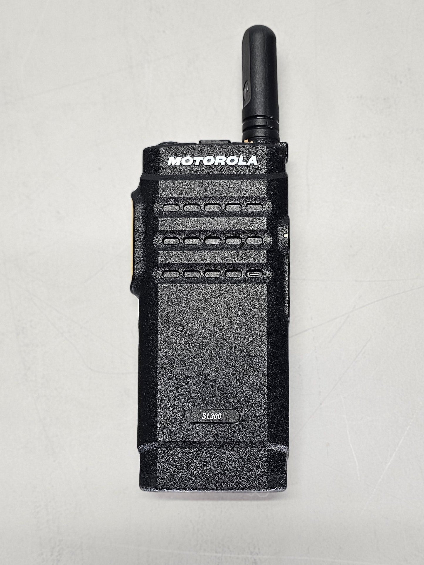 Motorola Portable SL300 UHF 403-470 Mhz 99ch 3W