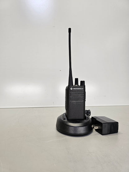 Motorola Portable CP100D VHF 136-174 MHz 16ch 5W Analog
