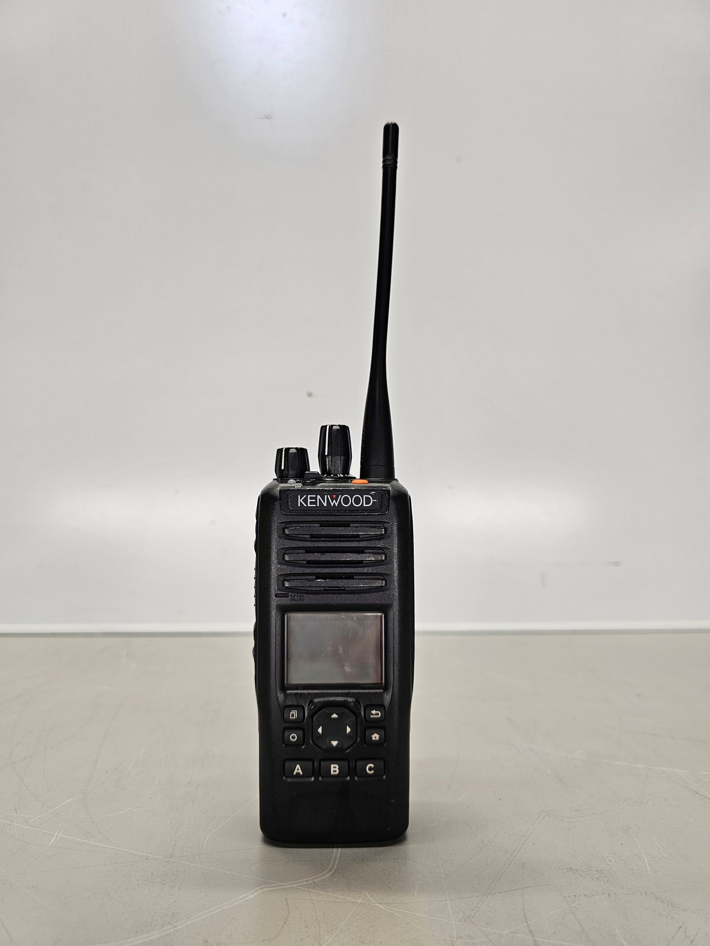 Kenwood Portable TK-5430 F2 7/800 763-870 Mhz 1024ch 3W