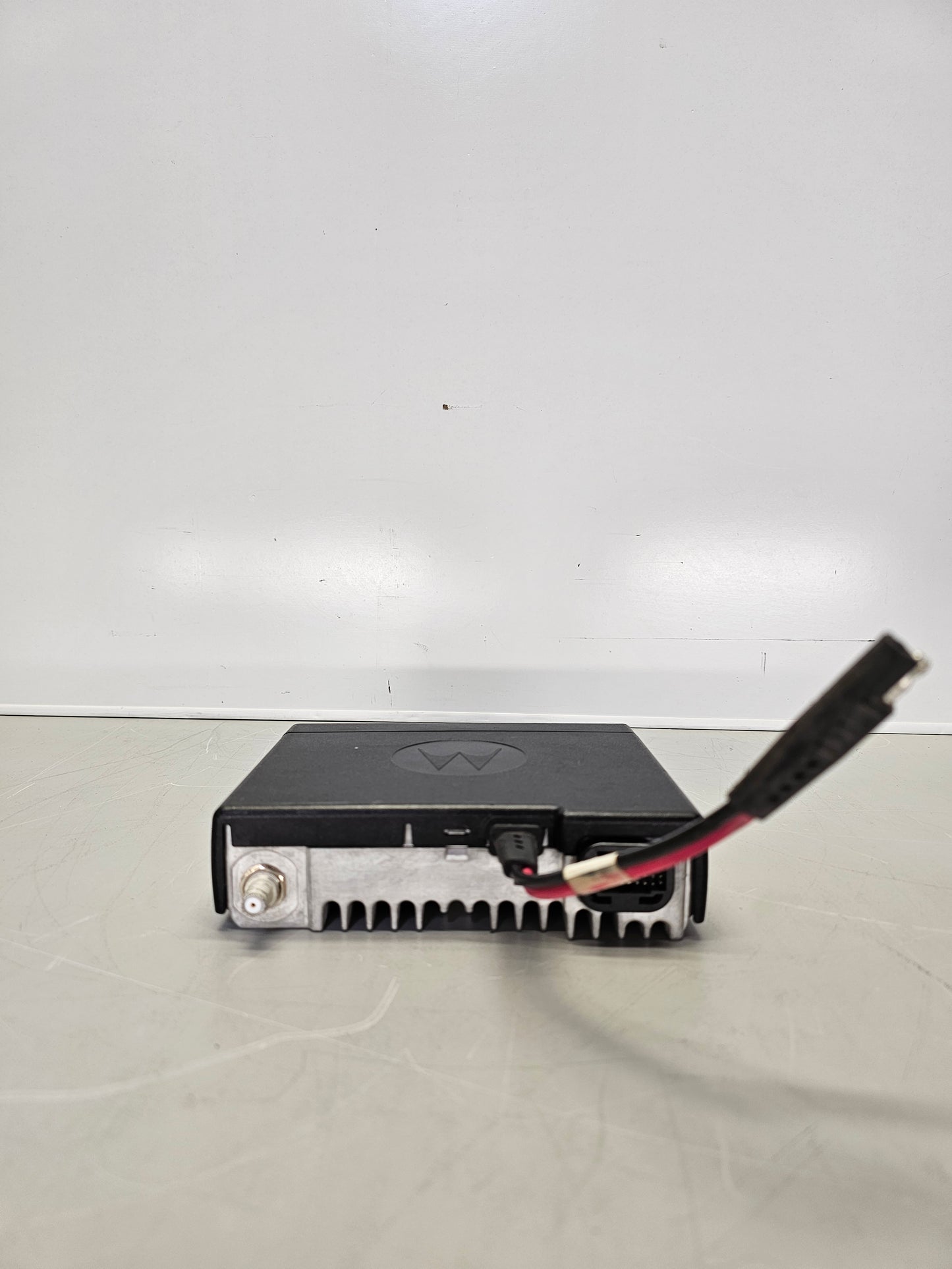 Motorola Mobile CM200D UHF 403-470 Mhz 16ch 25W Digital