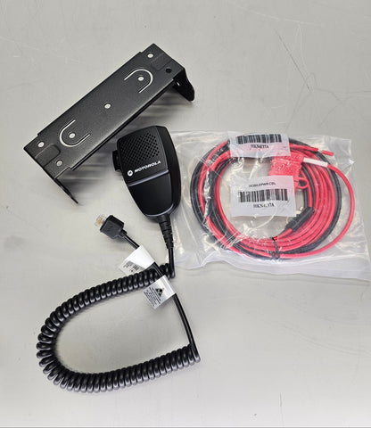 Motorola Mobile CM200D UHF 403-470 Mhz 16ch 25W Digital