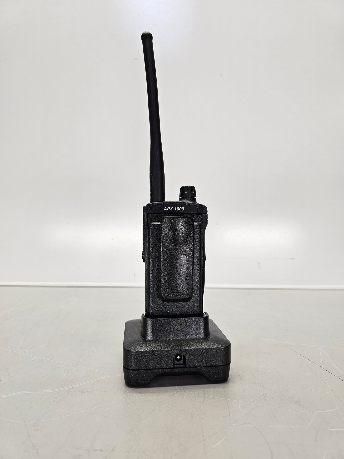 Motorola Portable APX1000 VHF 136-174 512ch 5W M1.5
