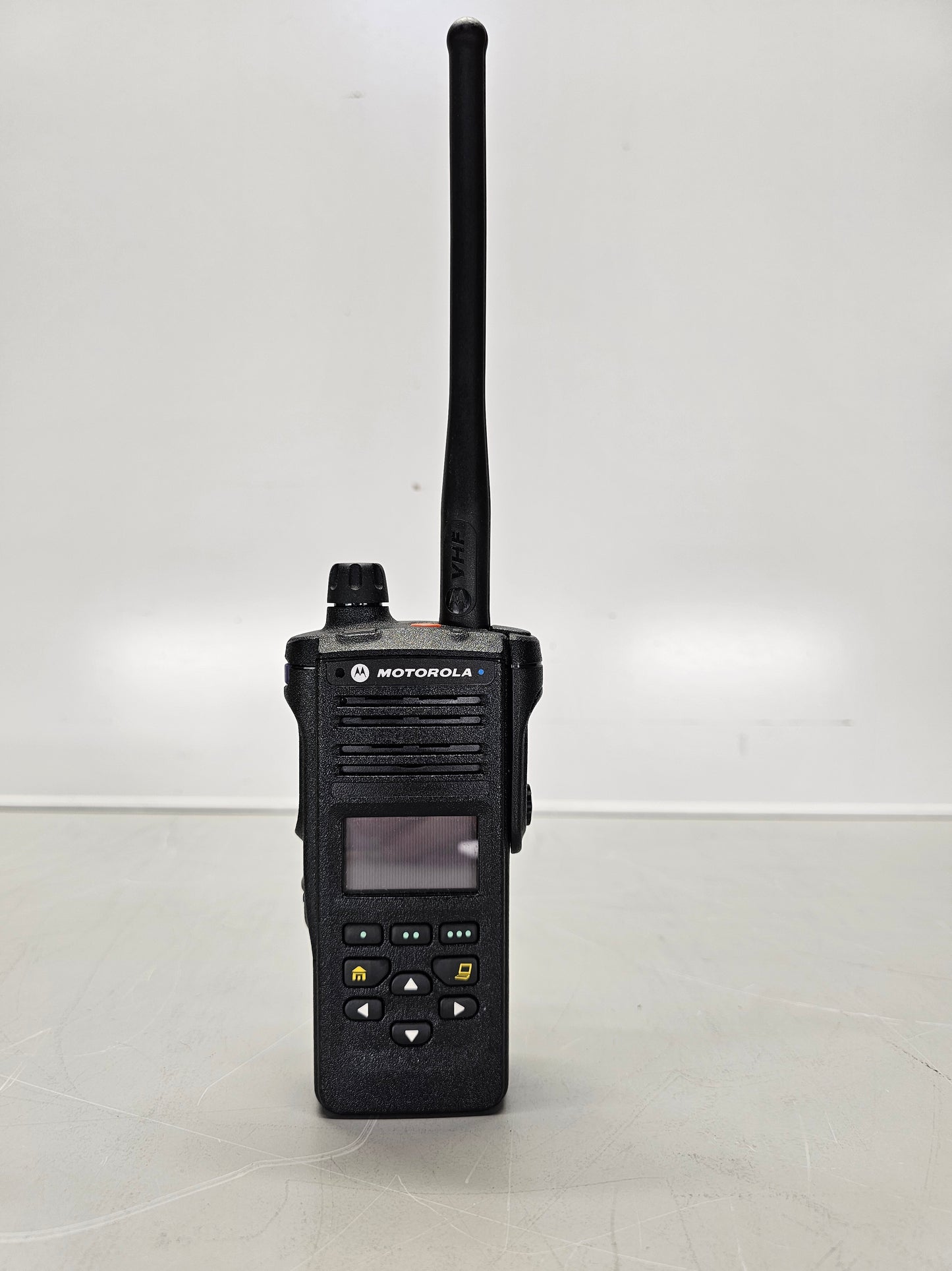 Motorola Portable APX4000 VHF 136-174 512ch 5W M2 Single Knob