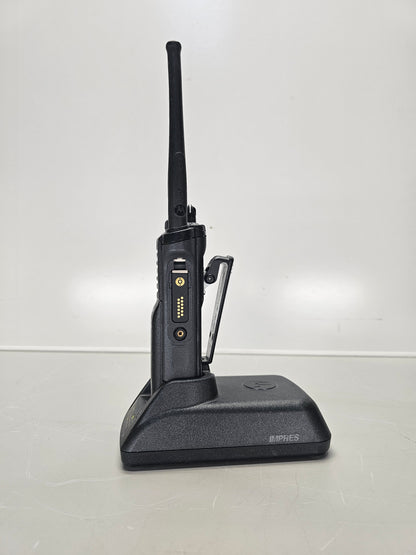 Motorola Portable APX6000 UHF 450-520 R2 96ch 5W M1.5 BN