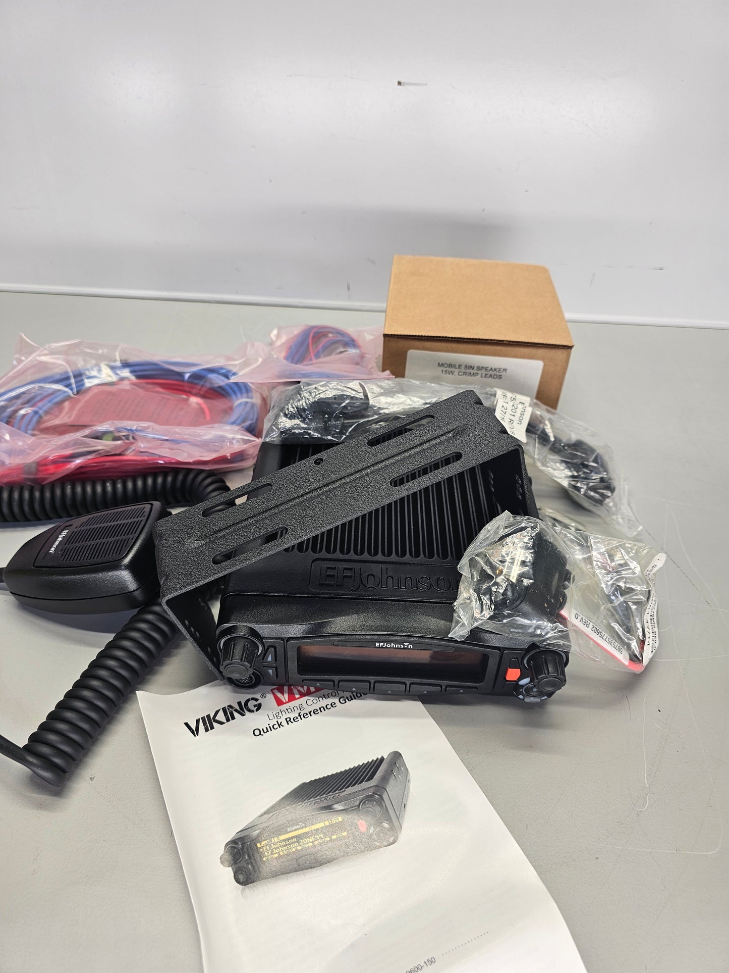 EF Johnson Viking VM600 P25 700/800 Mhz 1024ch
