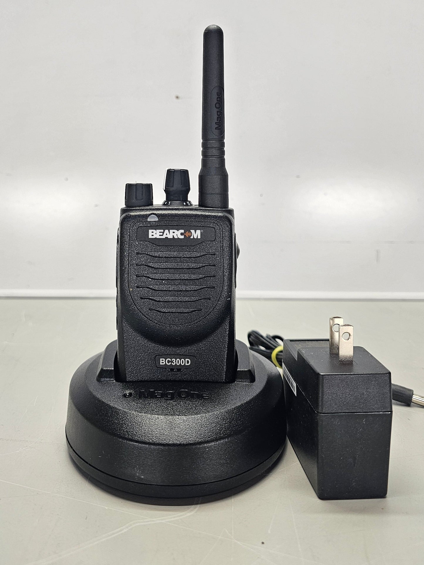 Motorola Portable BC300D UHF 403-470 Mhz 16ch 4W