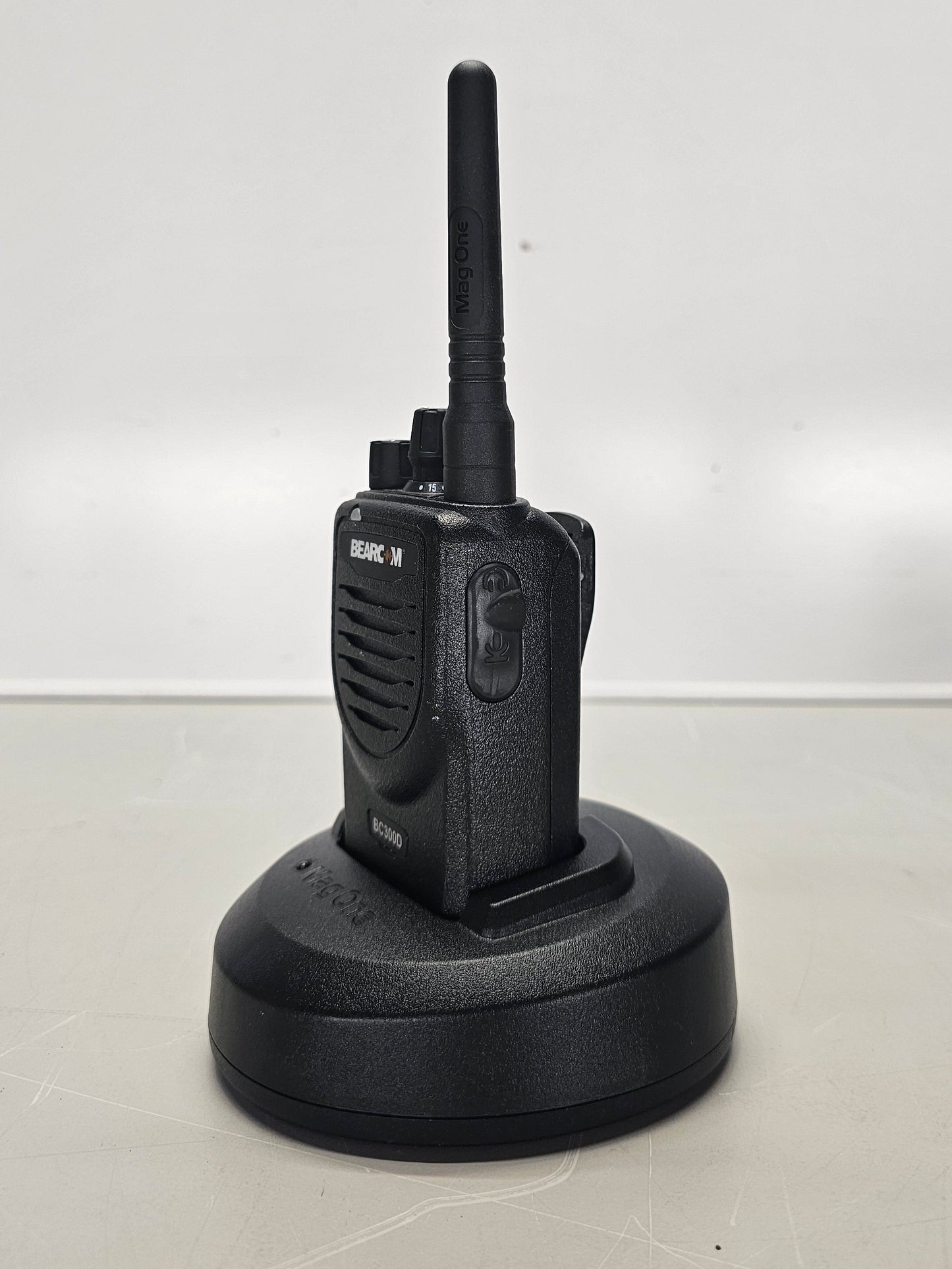 Motorola Portable BC300D UHF 403-470 Mhz 16ch 4W