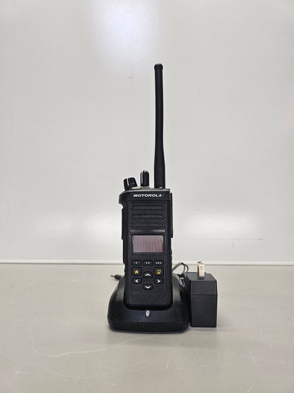 Motorola Portable APX4000 VHF 136-174 512ch 5W M2 Dual Knob AN