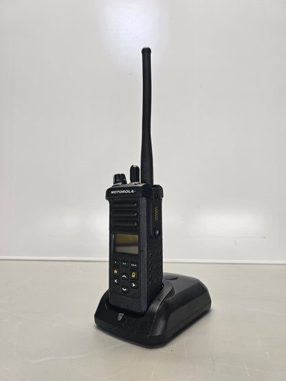 Motorola Portable APX4000 VHF 136-174 512ch 5W M2 Dual Knob AN