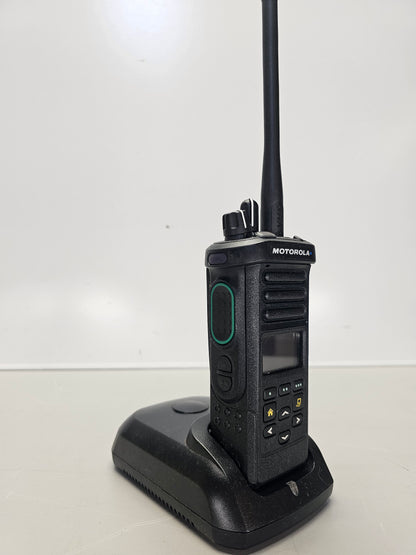 Motorola Portable APX4000 VHF 136-174 512ch 5W M2 Dual Knob AN